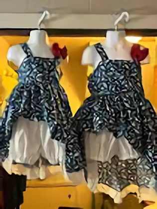 storage/Lynns Boutique