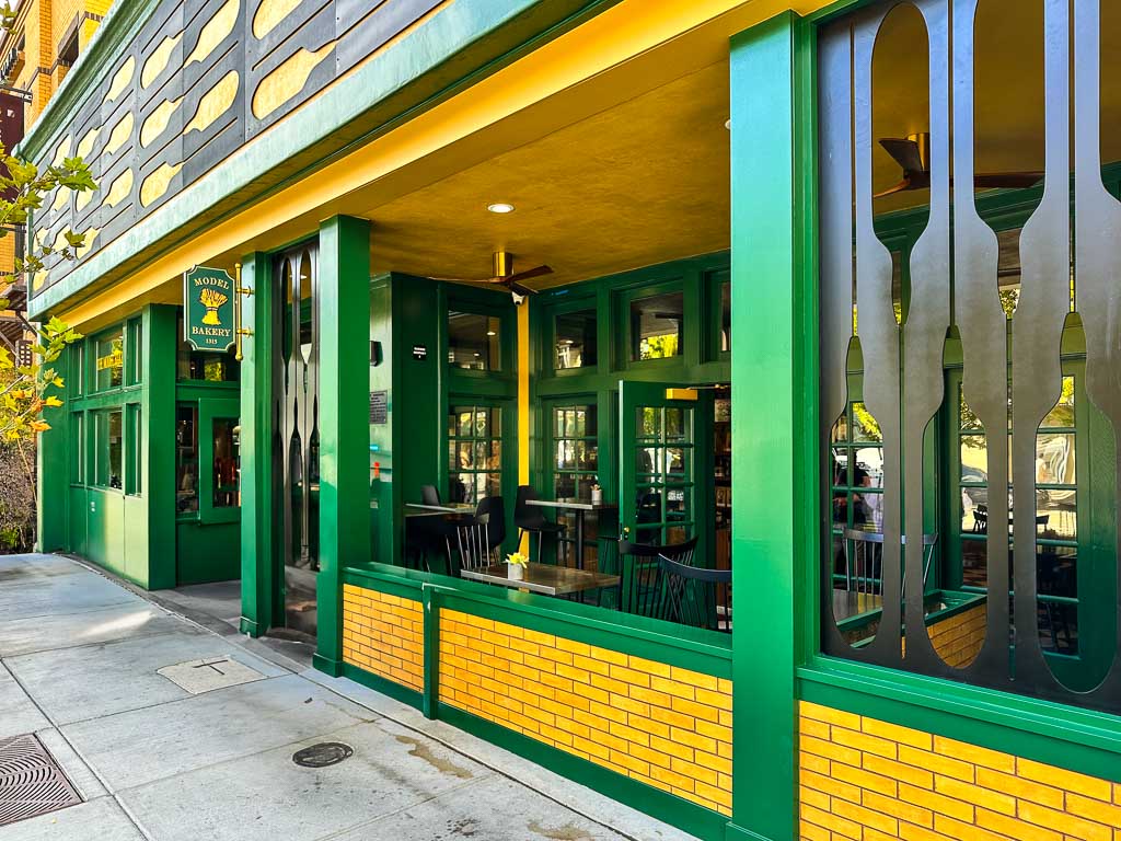 model-bakery-walnut-creek-outside